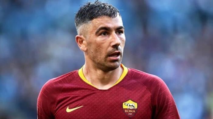 Galatasaray transferde atağa kalktı Ayrılık sonrası ilk transfer belli oldu...