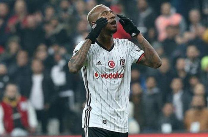 Taliscaya sert tepki: Burası sirk değil