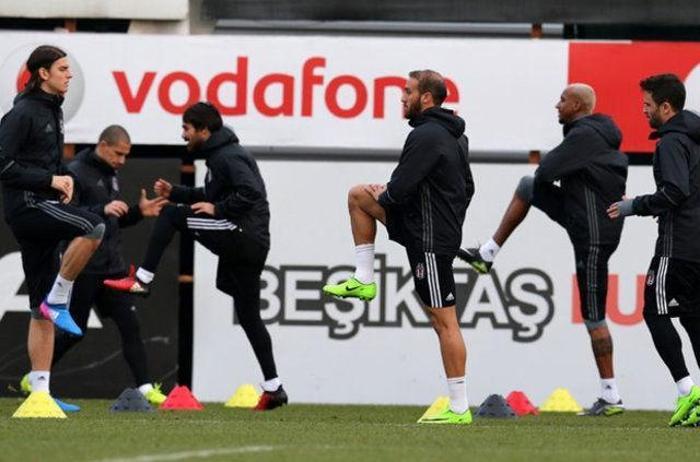 Taliscaya sert tepki: Burası sirk değil