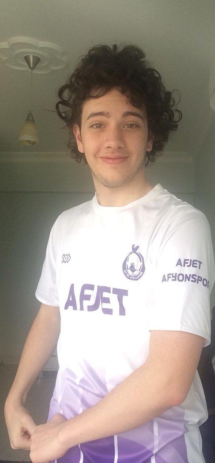 Evdeki Fanatikler