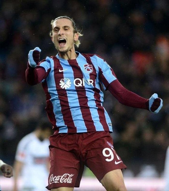 Mehmet Demirkol: Futboldan paraları götürüyorlar