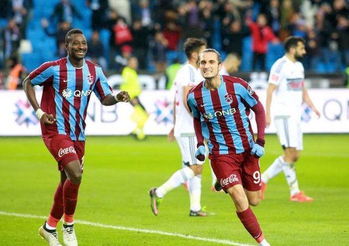 Mehmet Demirkol: Futboldan paraları götürüyorlar