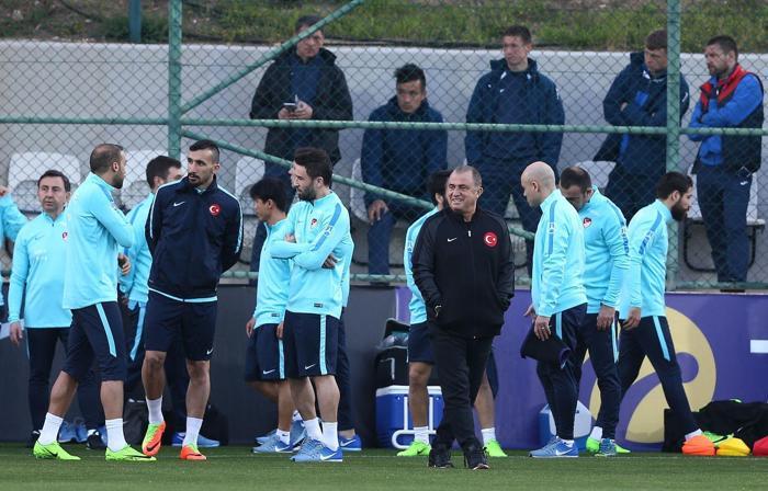 Millilerin zor anları