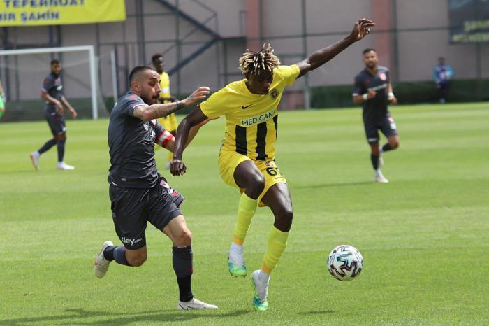 Brice Dja Djedje, Samsunspor taraftarının gönlünü fethetti