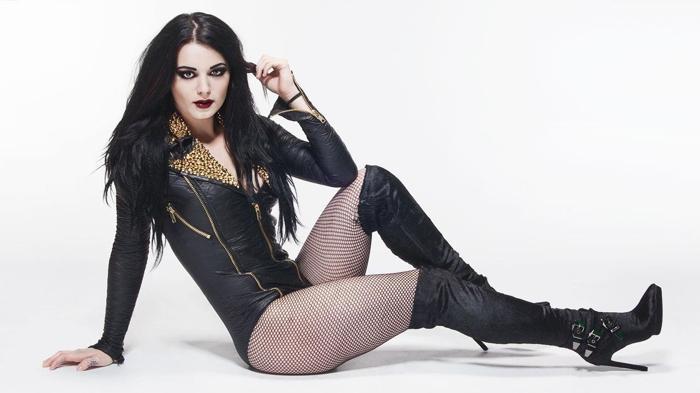 Seks kasedi internete sızan Paige ringlere geri dönüyor