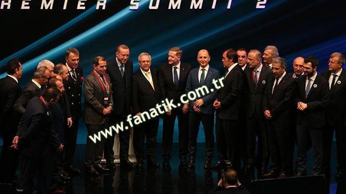 Futbolun Zirvesine yıldız yağmuru