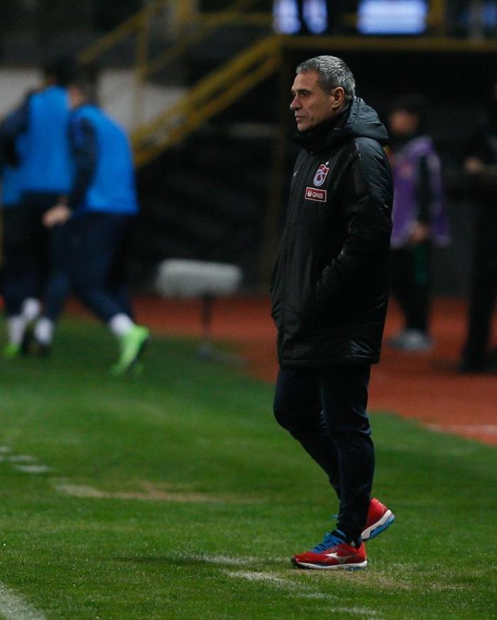 Ersun Yanal nişanlandı