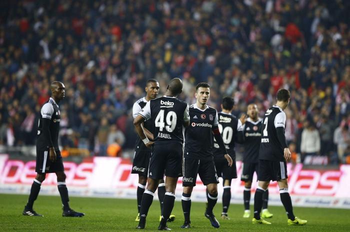 4 Beşiktaş