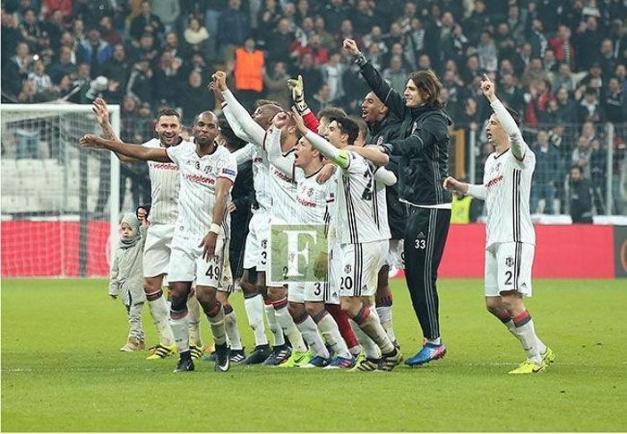 Everton ve Crystal Palace, Oğuzhan ve Aboubakarı izledi