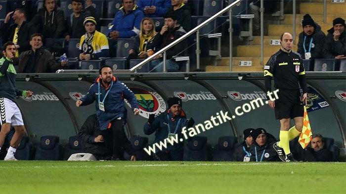 Gol anında Aykut Kocamandan ilginç tepki