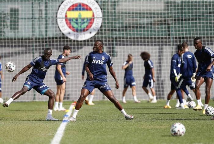 SON DAKİKA Fenerbahçede Trabzonspor maçı öncesi flaş Gökhan Gönül kararı