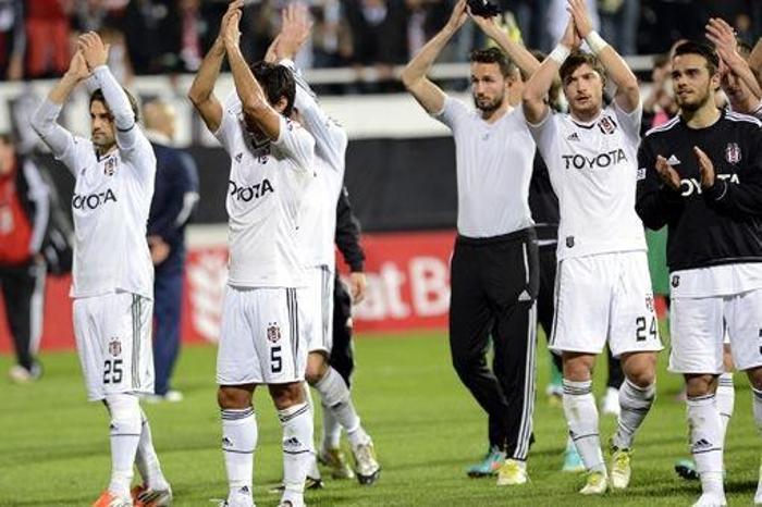 EVİNDE EN ÇOK GOL ATAN TAKIM