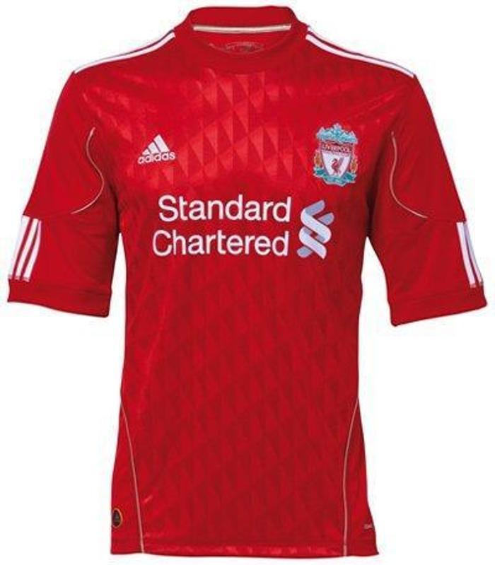 Liverpoolun son 20 yılda giydiği unutulmaz formalar