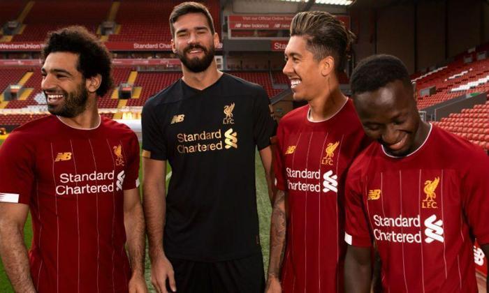 Liverpoolun son 20 yılda giydiği unutulmaz formalar