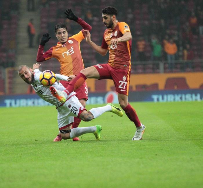 Fatih Altaylı: Galatasaraylı futbolcular maçı satmıştır