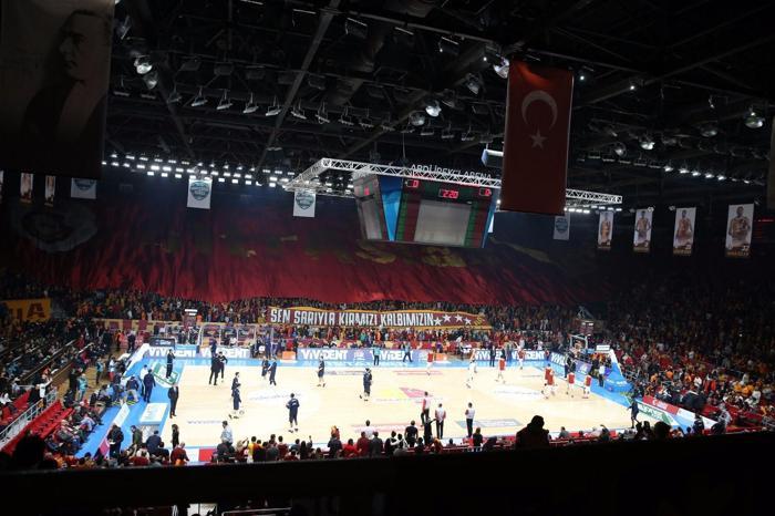 Fatih Altaylı, Ultraslan-Ergin Ataman gerginliği için şunları söyledi: