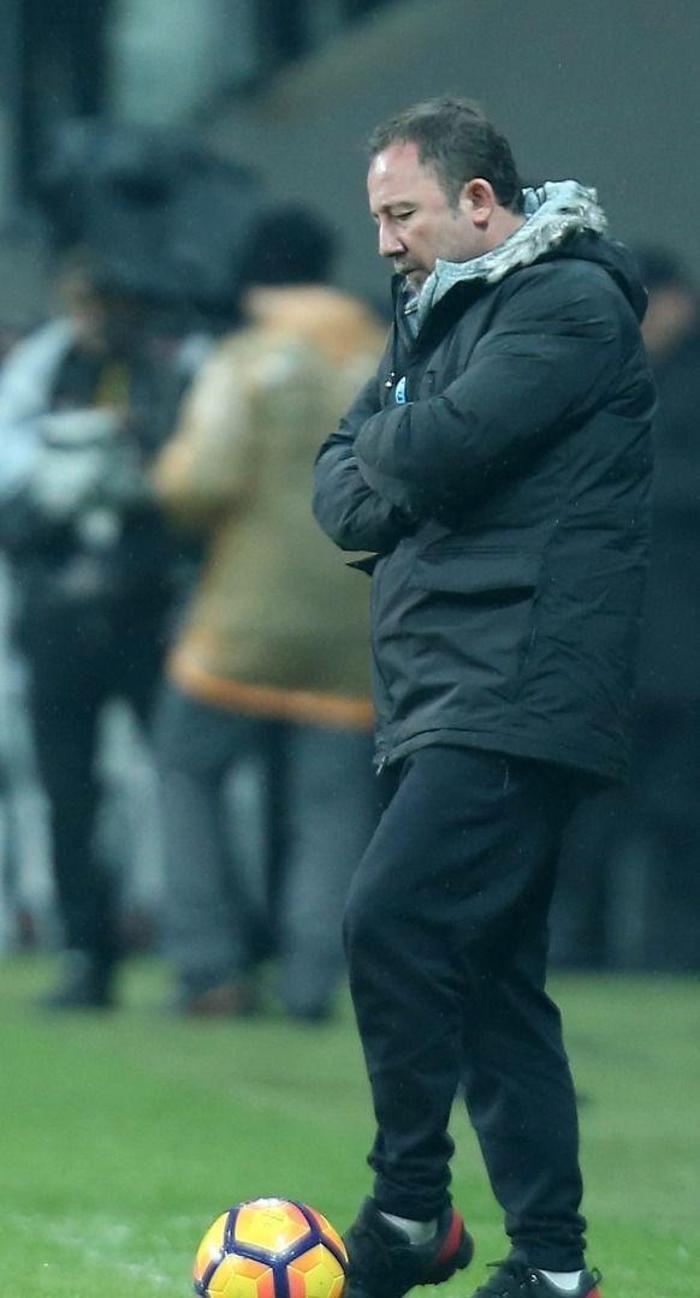 Fatih Altaylı: Galatasaraylı futbolcular maçı satmıştır