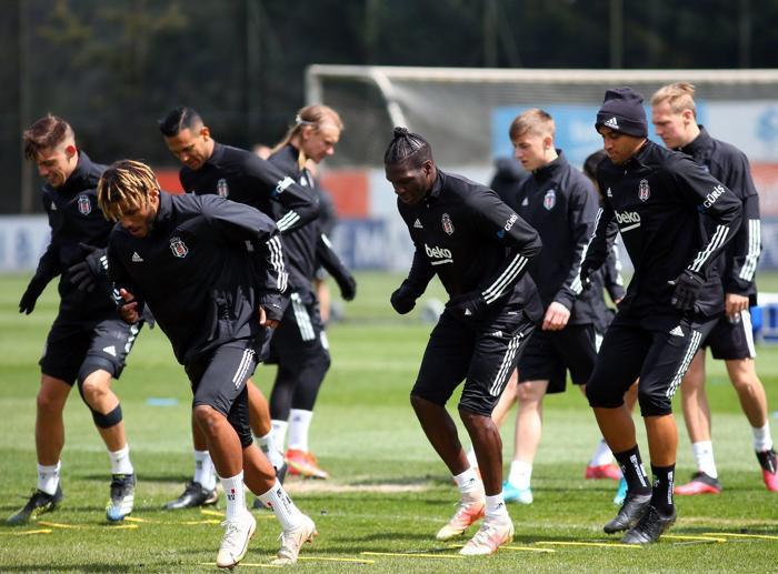 Son dakika Beşiktaşta Sergen Yalçın kararını verdi Erzurumspor - Beşiktaş muhtemel 11ler...