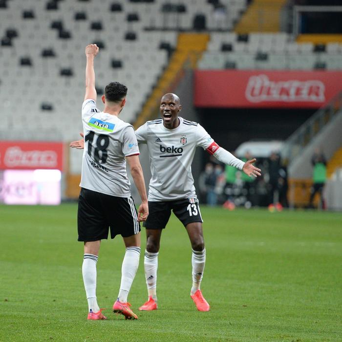 Son dakika Beşiktaşta Sergen Yalçın kararını verdi Erzurumspor - Beşiktaş muhtemel 11ler...
