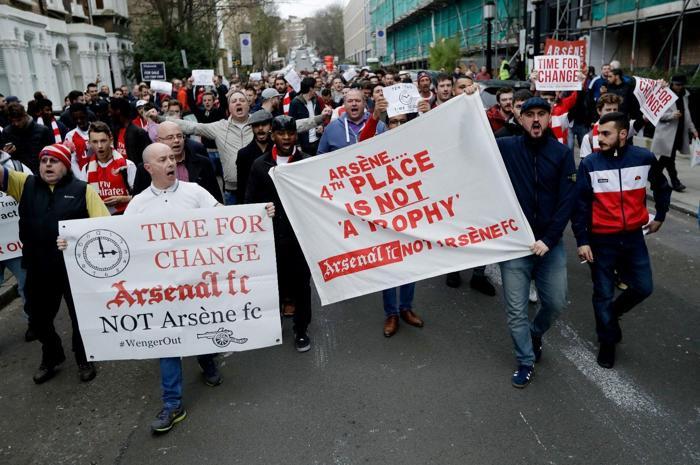 Arsene Wenger Arsenalde kalmak istiyor