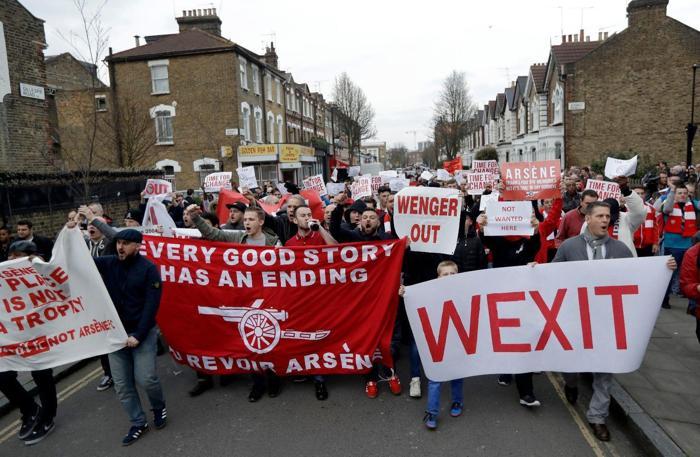 Arsene Wenger Arsenalde kalmak istiyor