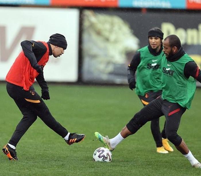Fatih Terimden sürpriz karar Galatasarayın Karagümrük muhtemel 11i...
