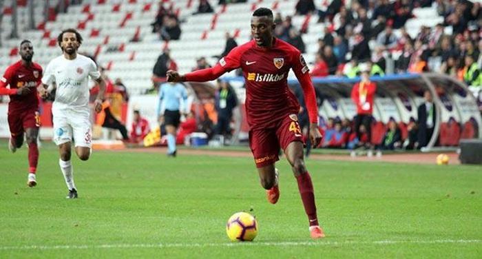 Bernand Mensah - Kayserispor - 24 yaşında/Orta saha