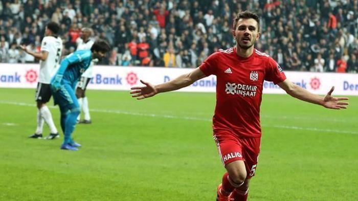 Emre Kılınç - Sivasspor - 25 yaşında/Kanat