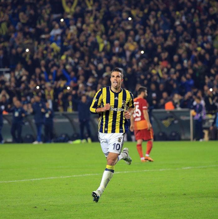 Van Persie ve Sneijderin 90 dakikası İstanbulda lüks bir daire