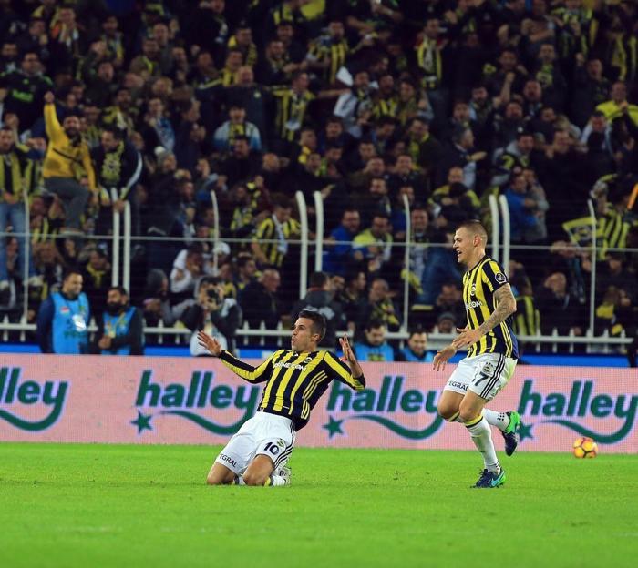 Van Persie ve Sneijderin 90 dakikası İstanbulda lüks bir daire