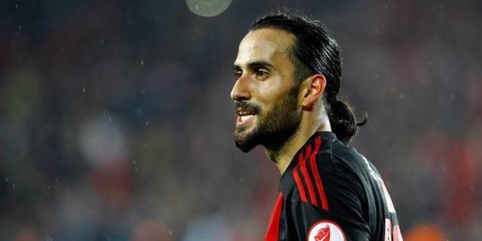 Estetik yaptıran ve saç ektiren futbolcular