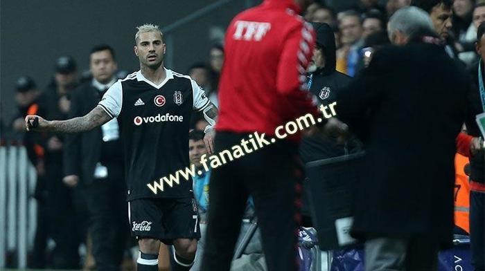 Beşiktaş-Çaykur Rizespor maçında kareler