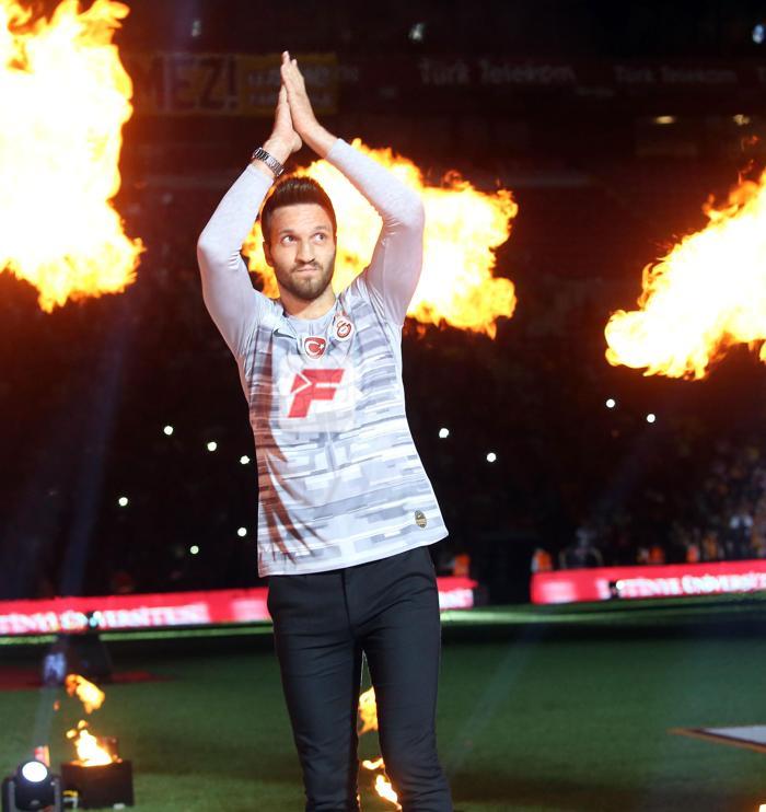 Galatasaray son dakika... Abdurrahim Albayrak, Falcaoyu bırakmadı