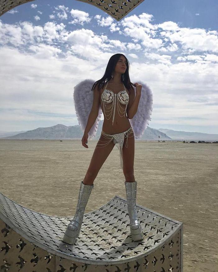İtalyanlar onun için Instagrama giriyor Silvia Caruso