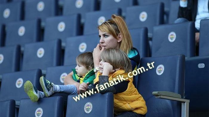 Fenerbahçe-Osmanlıspor maçından kareler
