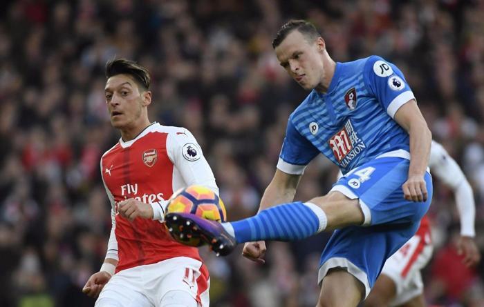 Mesut Özil, Amine Gülşe ile evleniyor