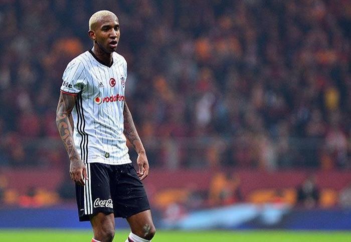 Üç büyüklerde forma giyen oyuncuların yıllık ücretleri