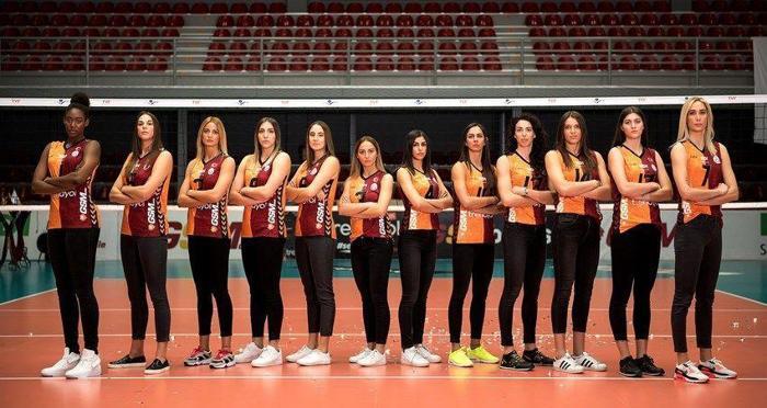 Galatasaray Bayan Voleybol Takımı modellik yaptı