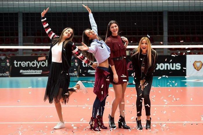 Galatasaray Bayan Voleybol Takımı modellik yaptı