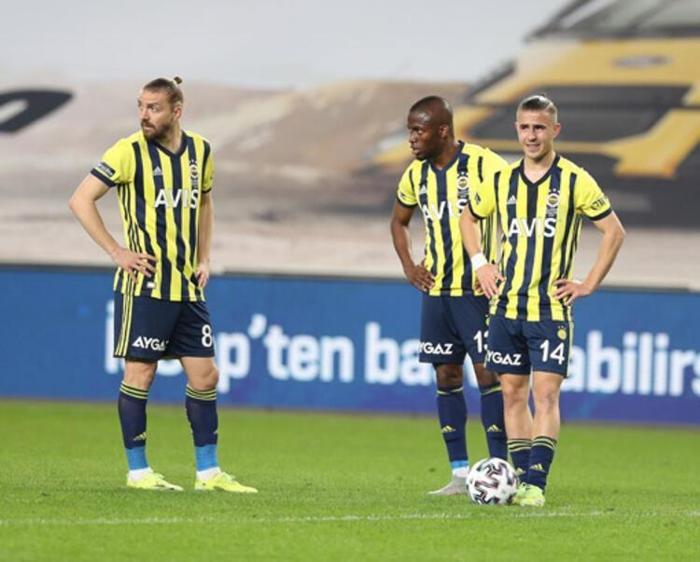 SON DAKİKA Fenerbahçede Erol Bulut gerçeği ortaya çıktı Sözleşmesinde dikkat çeken detay