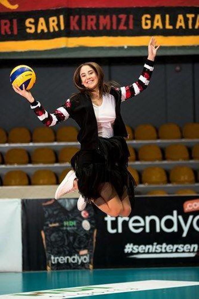 Galatasaray Bayan Voleybol Takımı modellik yaptı