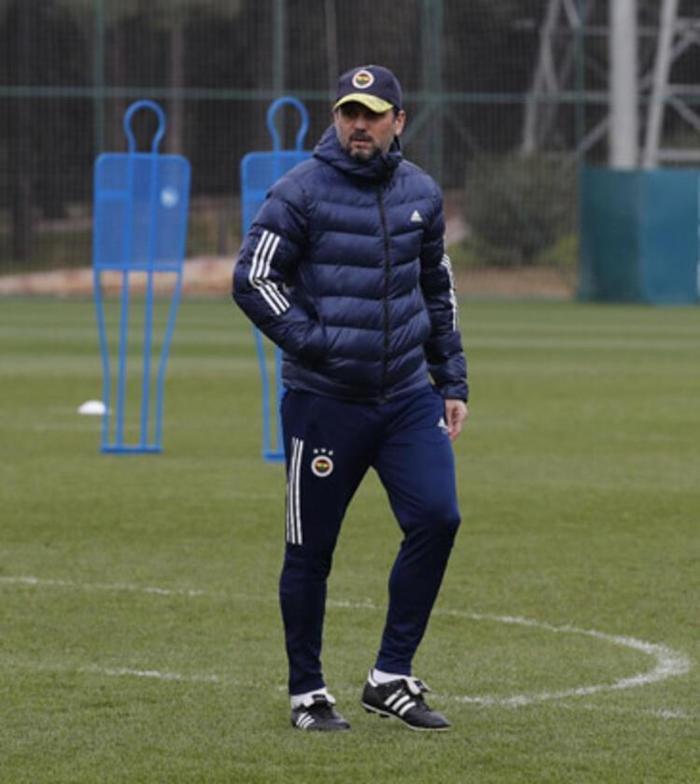 SON DAKİKA Fenerbahçede Erol Bulut gerçeği ortaya çıktı Sözleşmesinde dikkat çeken detay