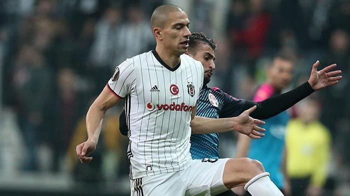 Üç büyüklerde forma giyen oyuncuların yıllık ücretleri