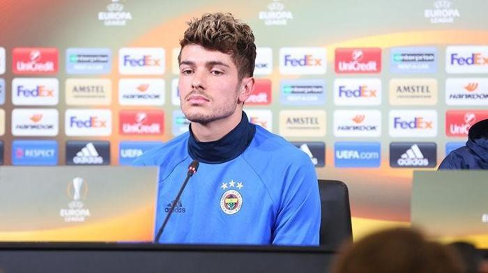 Üç büyüklerde forma giyen oyuncuların yıllık ücretleri