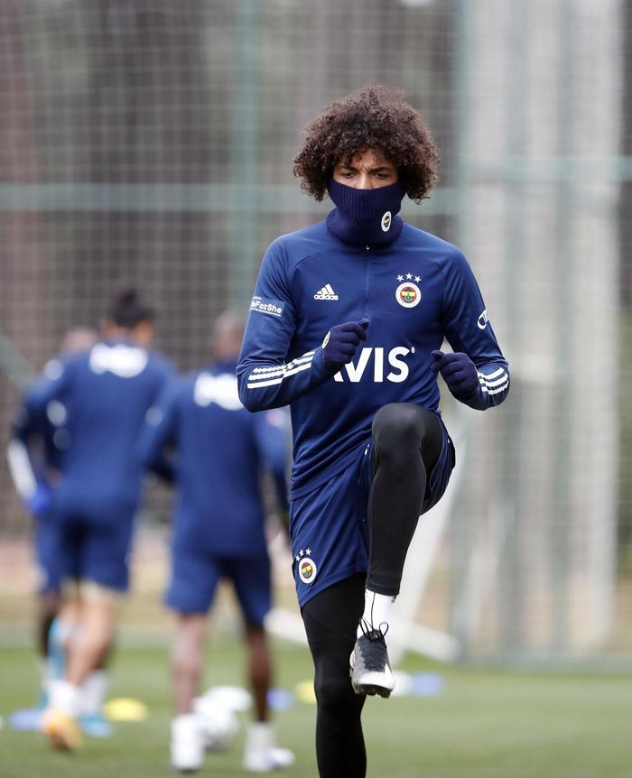 Fenerbahçede son dakika Emre Belözoğlu kararını verdi...