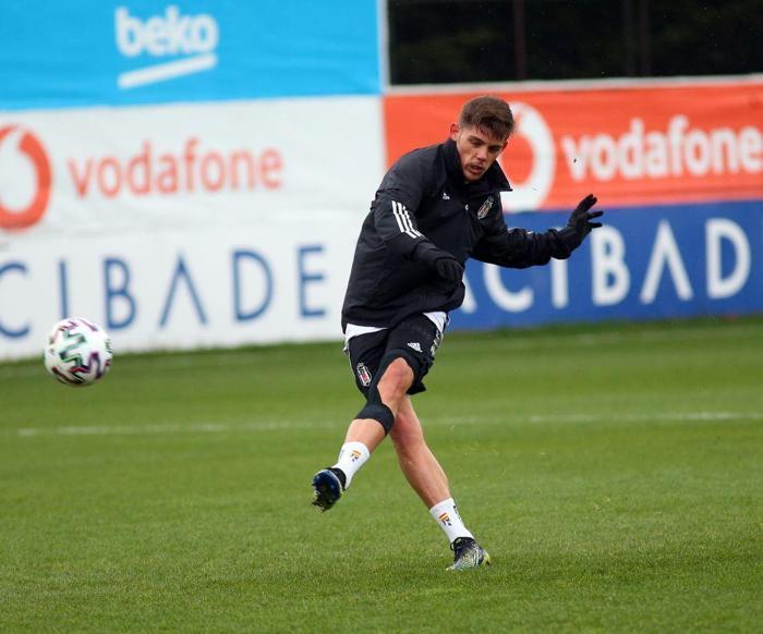 SON DAKİKA Beşiktaşa Ghezzaldan müjdeli haber
