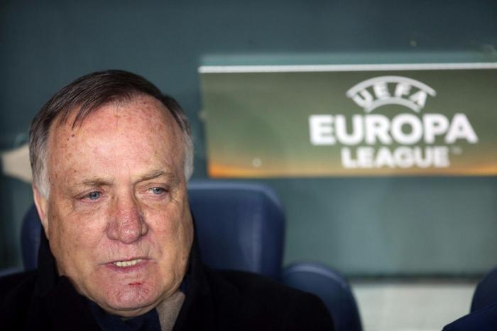 Advocaat, Pereiranın eleştirildiği her şeyi yaptı