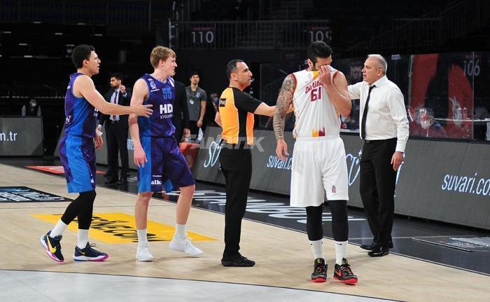 Fatih Terim, Galatasaray Basketbol Takımını yalnız bırakmadı