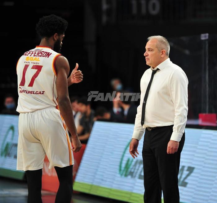 Fatih Terim, Galatasaray Basketbol Takımını yalnız bırakmadı