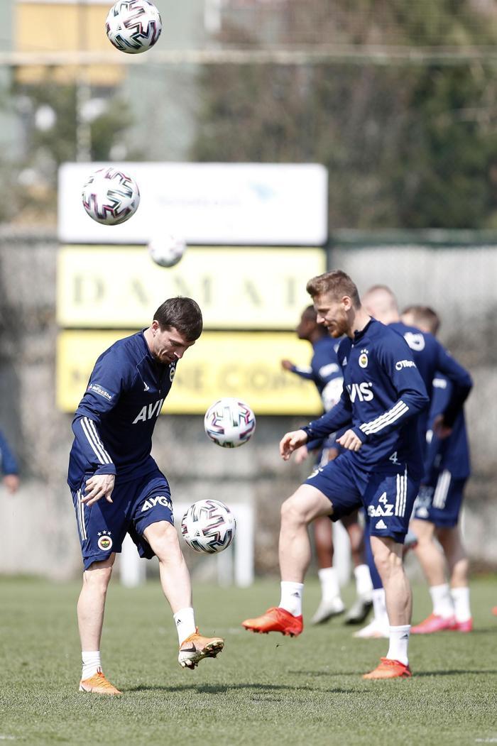 Fenerbahçe idmanından kareler Yüzler gülüyor